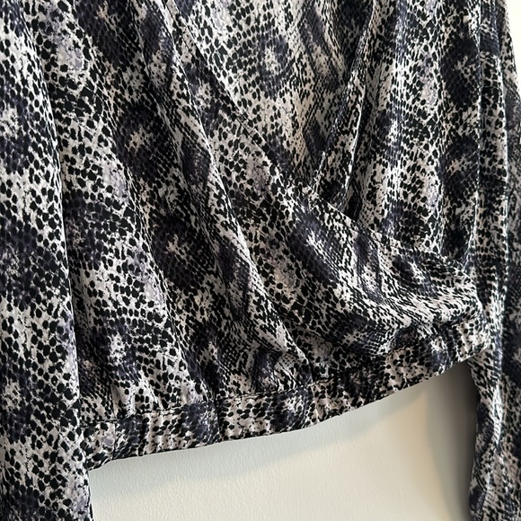 H&M crop top - Picture 2 of 2